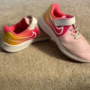 Size 1 youth girls sneakers